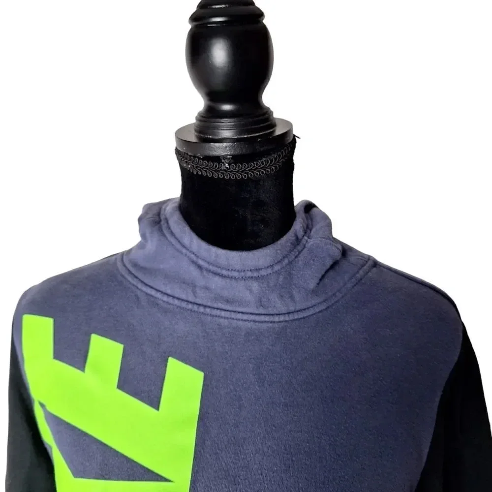Nike Big Boys Sz XL Big Graphic Logo Pullover Fleece Lined Hoodie Pocket